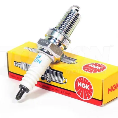 NGK Świeca DR8HS (NR 5123) (X24FS-U) Honda CB125 72-75