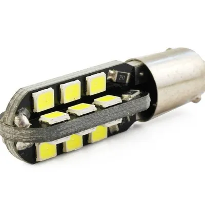 Żarówka samochodowa LED BA9S 6 SMD 5630 CAN BUS T4W / H6W