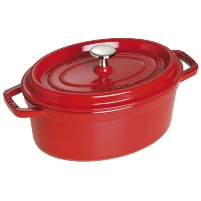 Staub - Garnek żeliwny owalny La Cocotte 2,35 L Czerwony