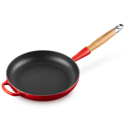 Le Creuset - Patelnia z drewnianym uchwytem 24 cm wiśniowy