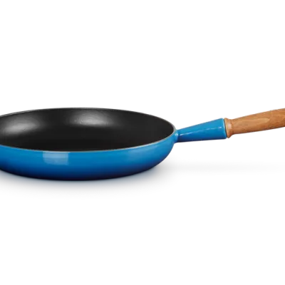 Le Creuset - Patelnia Signature z drewnianym uchwytem 28 cm azure