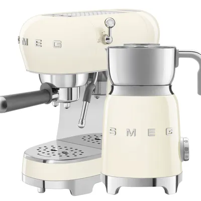 Smeg - Zestaw ECF02CREU +  MFF11CREU