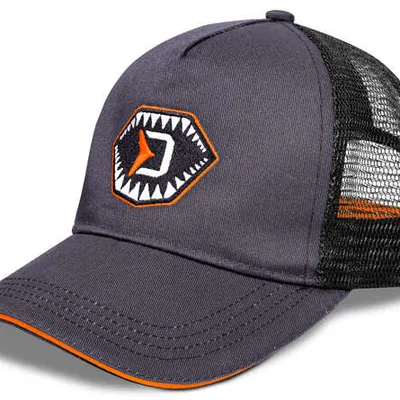 Czapka z daszkiem Delphin Atak! Trucker