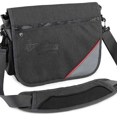 Torba Fox Rage Street Fighter Messenger Bag