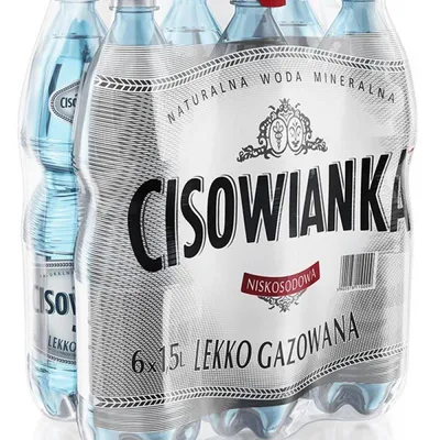 Woda lekko gazowana butelka plastikowa CISOWIANKA 1,5l