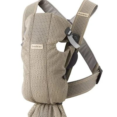 BABYBJORN MINI 3D Mesh – nosidełko, Szary Beż