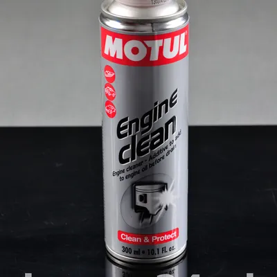 MOTUL ENGINE CLEAN AUTO 300ML