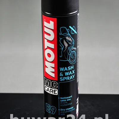 MOTUL E9 WASH & WAX SPRAY 400 ml